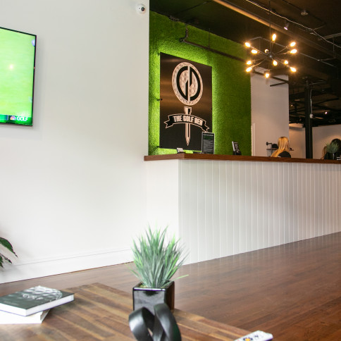 The Golf Den - Photo 2